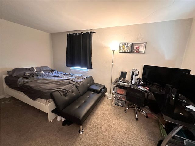 422 Mill St D, Coraopolis, PA 15108