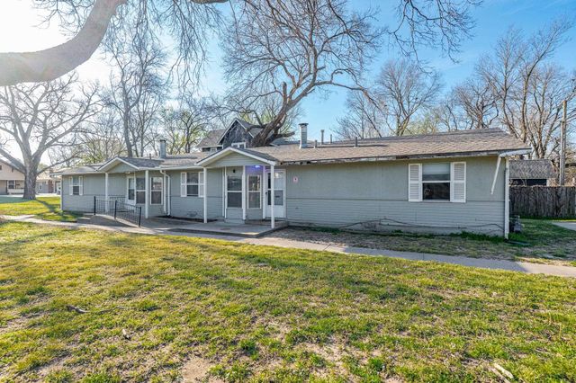 1131 N Carlos, Wichita, KS 67203