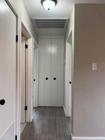 403 NW 24th Avenue, Amarillo, TX 79107