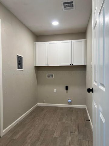 403 NW 24th Avenue, Amarillo, TX 79107