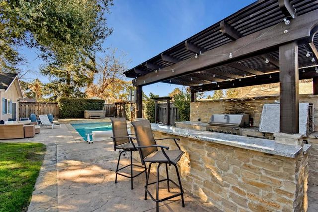 433 Daniel Way, San Jose, CA 95128