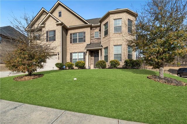 3748 Spring Place Court, Loganville, GA 30052