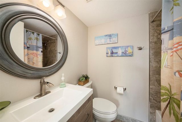 124 W CYPRESS COURT, Oldsmar, FL 34677
