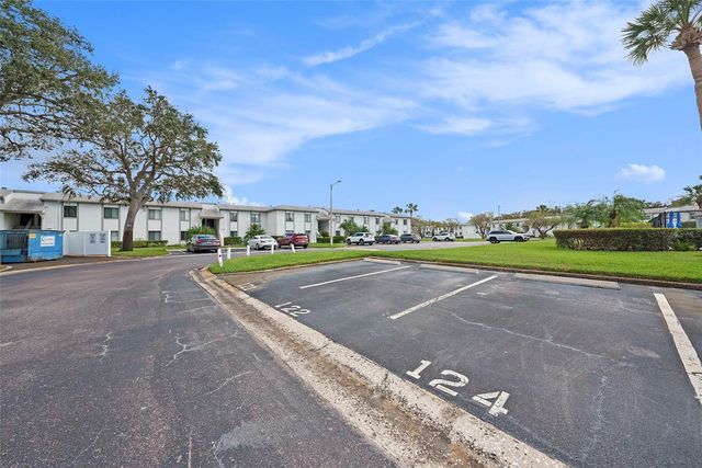 124 W CYPRESS COURT, Oldsmar, FL 34677