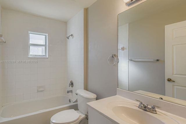 14242 NW 18th Place, Pembroke Pines, FL 33028