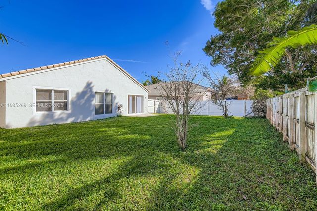 14242 NW 18th Place, Pembroke Pines, FL 33028