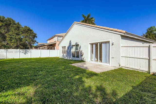 14242 NW 18th Place, Pembroke Pines, FL 33028