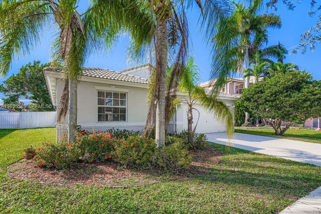 14242 NW 18th Place, Pembroke Pines, FL 33028
