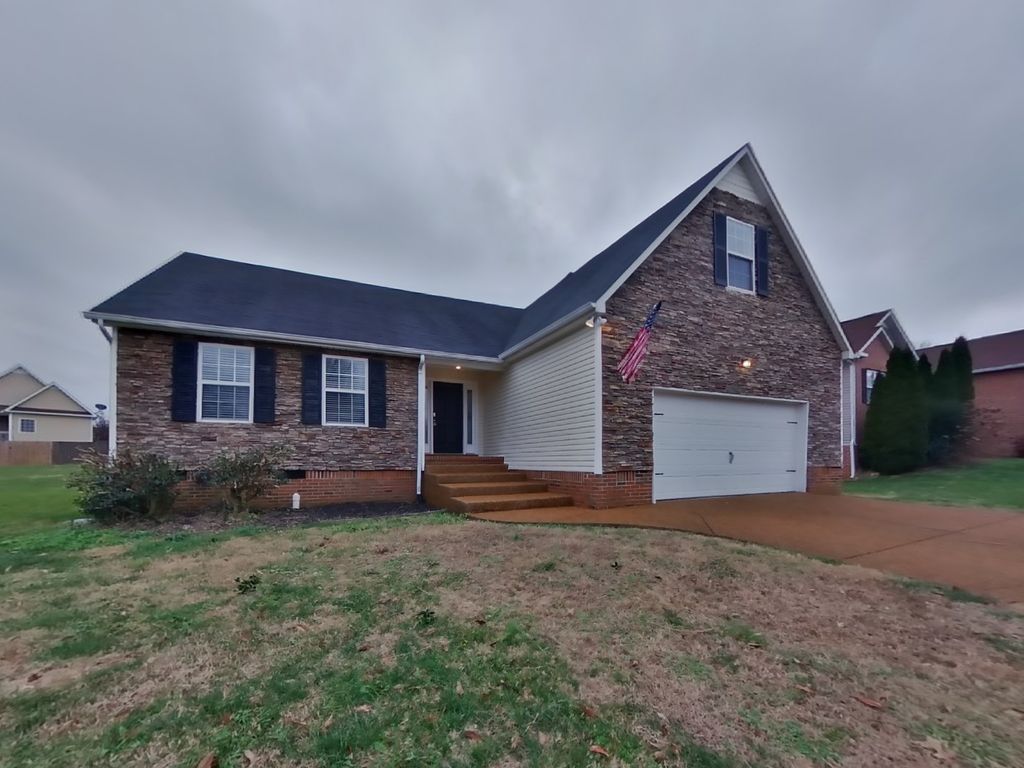 2636 Danbury Cir, Spring Hill, TN 37174