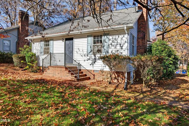 7 Willow Oak Street, Elon, NC 27244