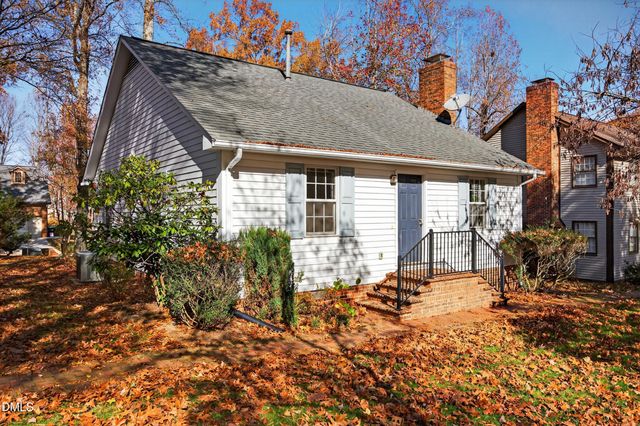 7 Willow Oak Street, Elon, NC 27244