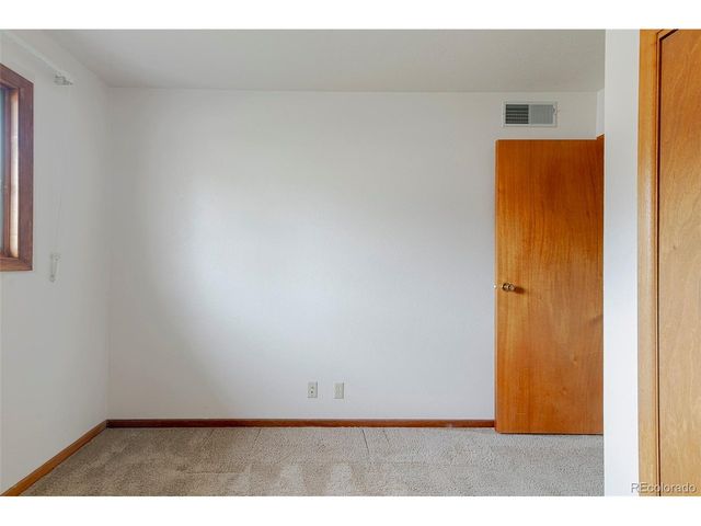 1036 Sumac St, Longmont, CO 80501