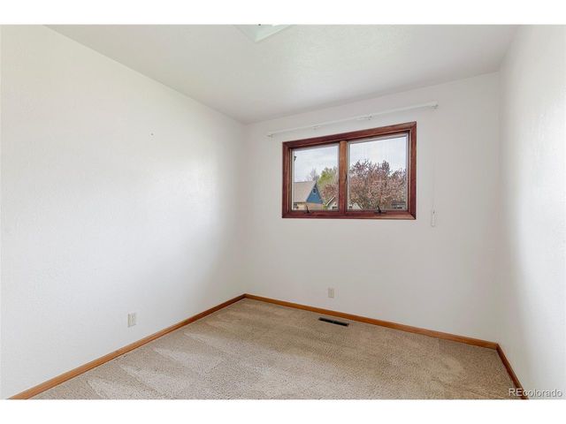 1036 Sumac St, Longmont, CO 80501