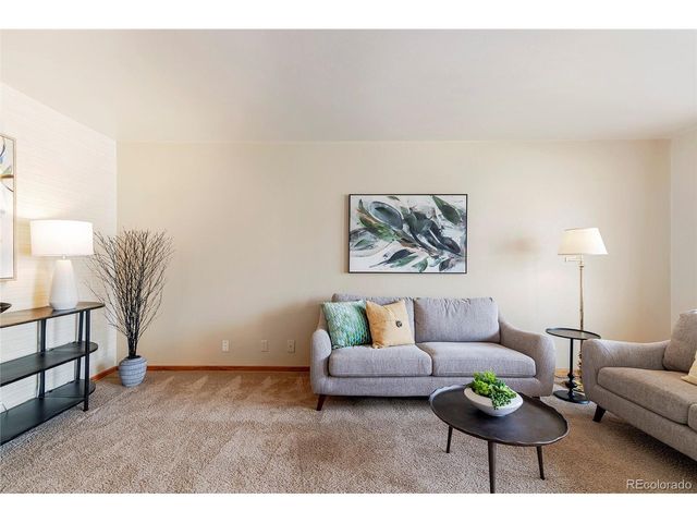 1036 Sumac St, Longmont, CO 80501