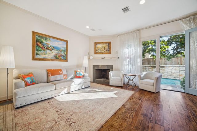 2207 Dunraven Lane, Houston, TX 77019