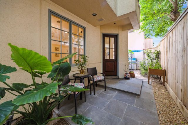 2207 Dunraven Lane, Houston, TX 77019