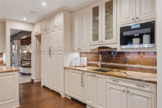 514 Justabout Road, Peters Twp, PA 15367