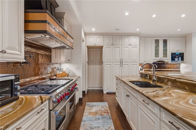 514 Justabout Road, Peters Twp, PA 15367