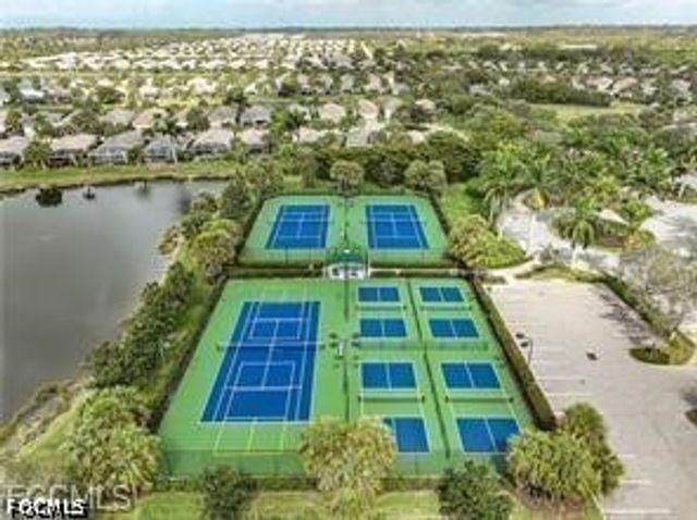 2668 Somerville LOOP 804, Cape Coral, FL 33991
