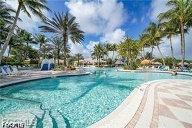 2668 Somerville LOOP 804, Cape Coral, FL 33991