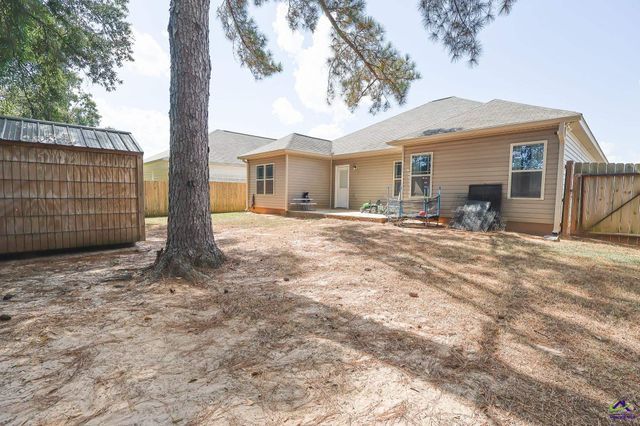 108 Hughes Drive, Warner Robins, GA 31093