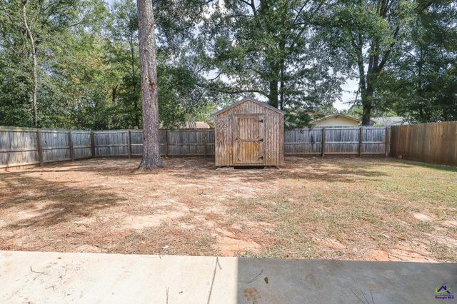 108 Hughes Drive, Warner Robins, GA 31093