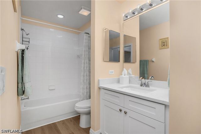 20930 Island Sound CIR 102, Estero, FL 33928