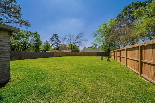 22739 Millgate Drive, Spring, TX 77373