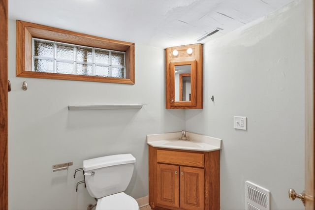 3435 24th Avenue S, Minneapolis, MN 55406
