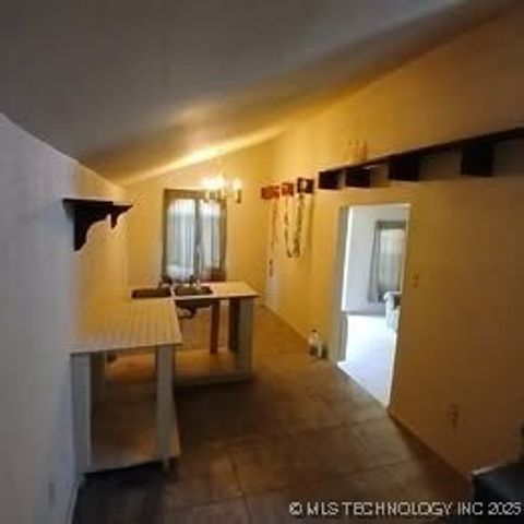 416784 Delaware Drive, Checotah, OK 74426