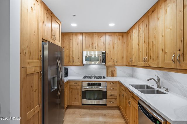 7161 E RANCHO VISTA Drive 4004, Scottsdale, AZ 85251