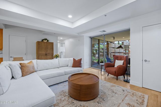 7161 E RANCHO VISTA Drive 4004, Scottsdale, AZ 85251