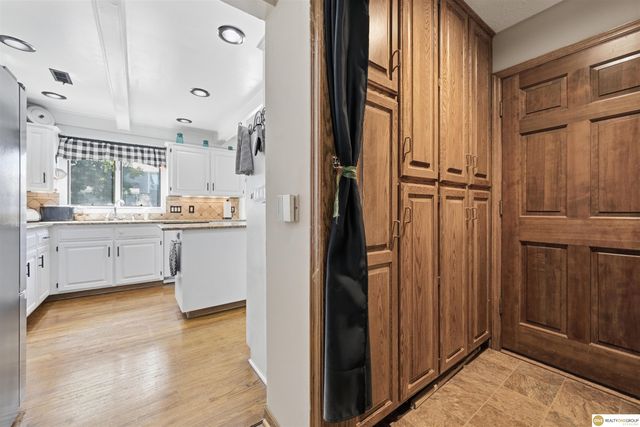 1693 S 153rd Street, Omaha, NE 68144