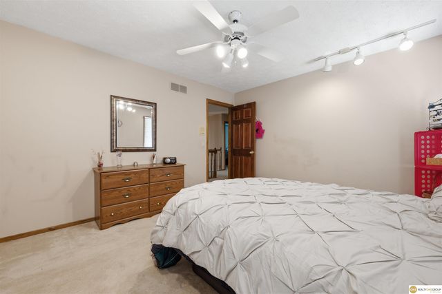 1693 S 153rd Street, Omaha, NE 68144