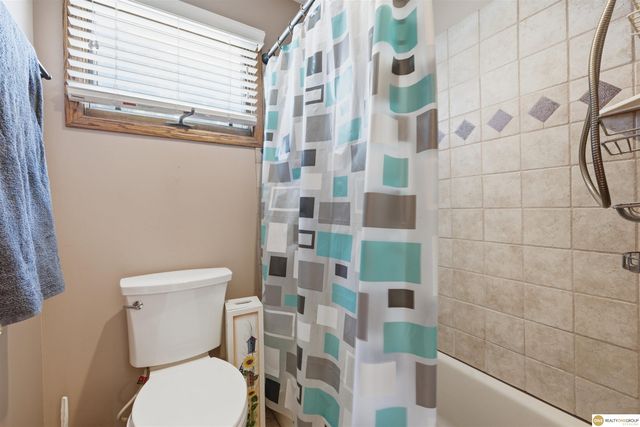 1693 S 153rd Street, Omaha, NE 68144
