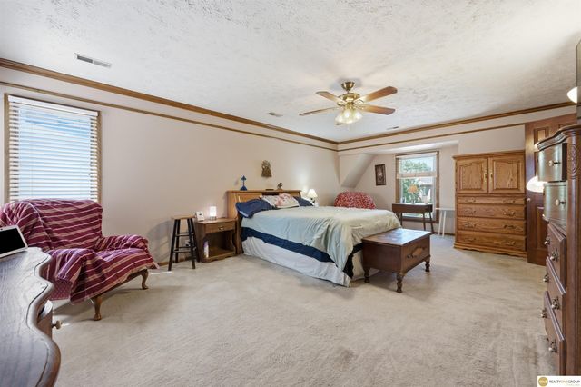 1693 S 153rd Street, Omaha, NE 68144