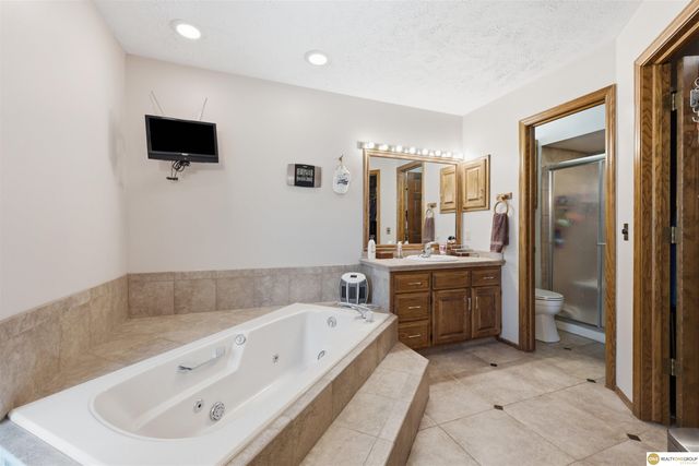 1693 S 153rd Street, Omaha, NE 68144