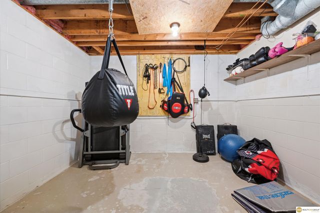 1693 S 153rd Street, Omaha, NE 68144