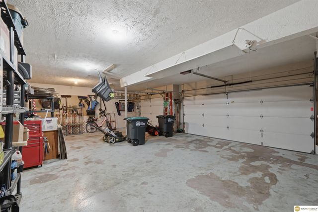 1693 S 153rd Street, Omaha, NE 68144