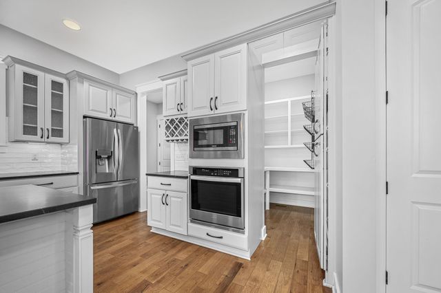 5296 Cross Plains Rd, White House, TN 37188