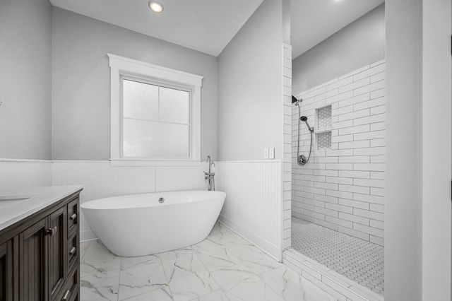 5296 Cross Plains Rd, White House, TN 37188