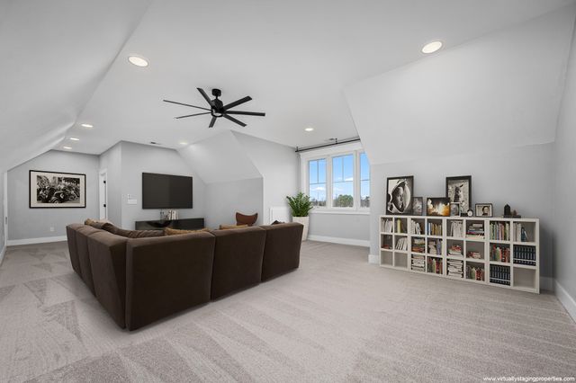 5296 Cross Plains Rd, White House, TN 37188