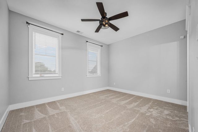 5296 Cross Plains Rd, White House, TN 37188