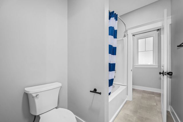 5296 Cross Plains Rd, White House, TN 37188