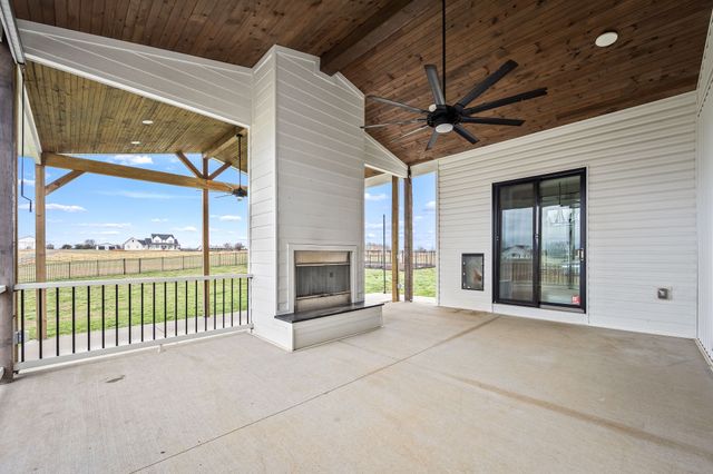 5296 Cross Plains Rd, White House, TN 37188