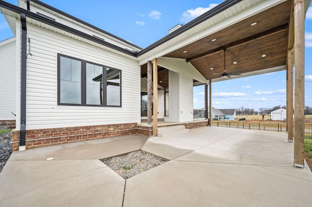 5296 Cross Plains Rd, White House, TN 37188