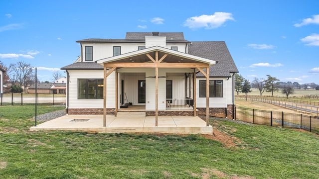 5296 Cross Plains Rd, White House, TN 37188