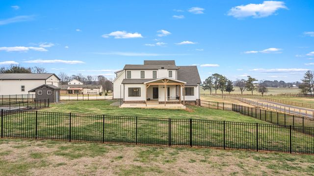 5296 Cross Plains Rd, White House, TN 37188