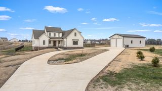 5296 Cross Plains Rd, White House, TN 37188