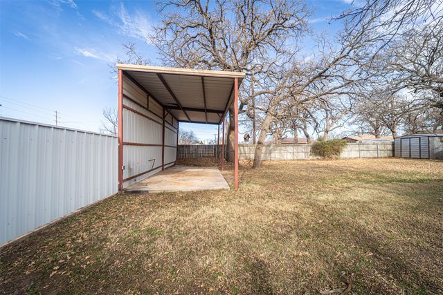 706 Tanglewood Drive, Clyde, TX 79510